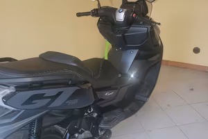 Scooter BMW 400 Triple Black