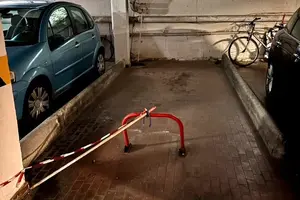 Posto auto in autorimessa Via Palestro Padova