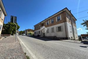 3 LOCALI A TAVULLIA