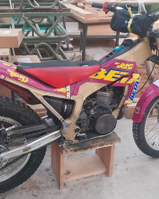 Moto trial beta zero del 1993.  270