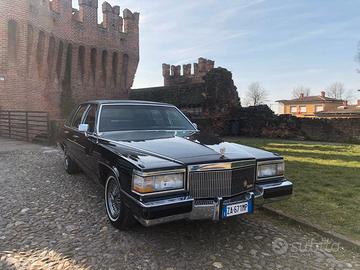Cadillac Fleetwood brougham d elegance 