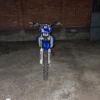 Yz426