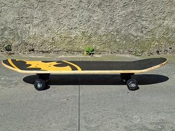 skateboard batman ragazzo