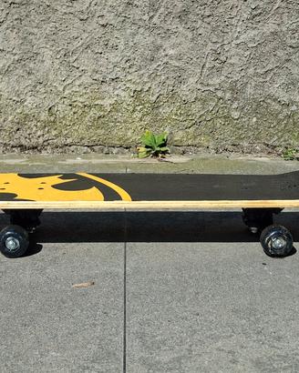 skateboard batman ragazzo