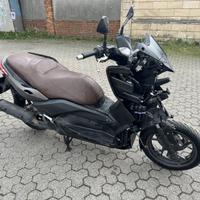 Yamaha X-Max 125 2014