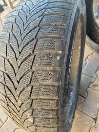 Gomme 225 50 18