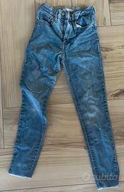 Jeans Levi's Mile High Super Skinny taglia 27