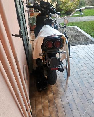 Aprilia sr50 2001 