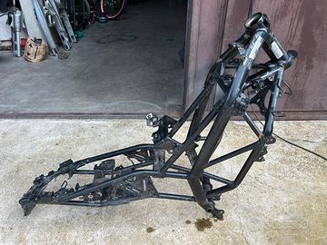 Telaio incidentato con documenti KTM Duke 125 2015