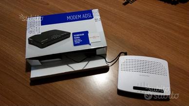 Modem ADSL Wind Techicolor TG582n Nuovo mai usato