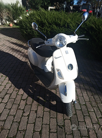 Vespa 50 LX