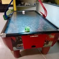 Air hockey