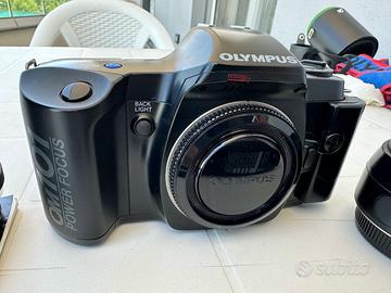 Fotocamera Olimpus OM 101 Power Focus analogica