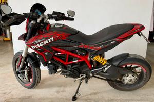 Hypermotard 939