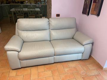Divano Poltrone e Sofà in pelle.