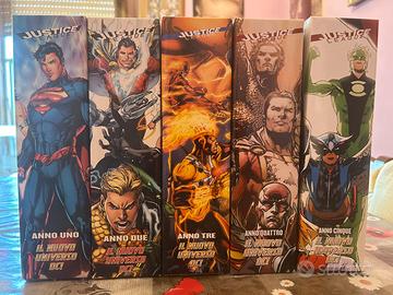 Justice league new 52 autografato