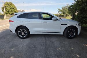 F-pace 