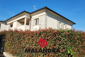 Attico / Mansarda di 125 m² con 3 locali e box aut