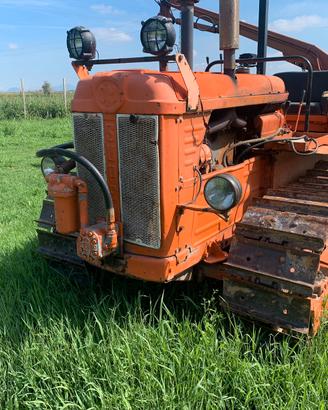 Trattore cingolato OM 50