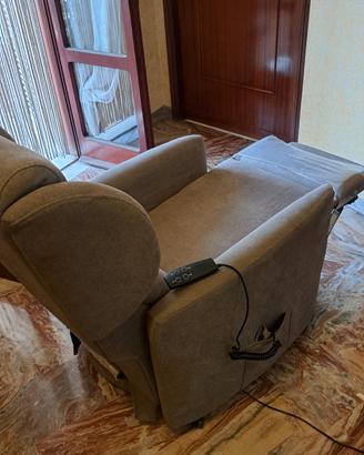 Poltrona Relax Spazio Relax Mod. CARINA – Disposi