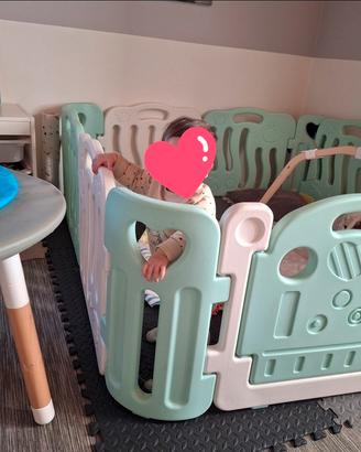 Recinto montessori ampia zona gioco bambini 