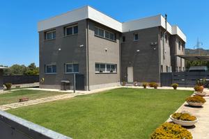 Edificio Locale Commerciale + Ufficio + Abitazione