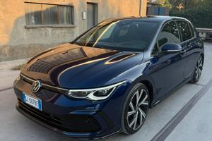 Golf 8 r line 4motion