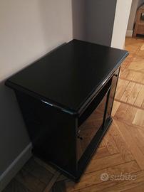 mobiletto nero portaTV