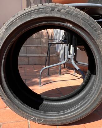 GOMME MENO DI 1000 KM Pneumatici pratiamente nuovi