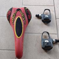 Sella e pedali x bici da Corsa 
