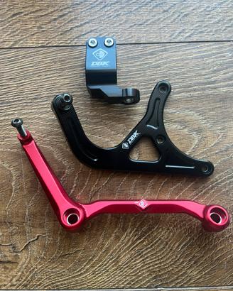 Staffe ammortizzatore di sterzo DBK