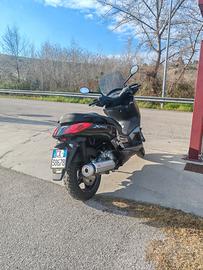 Yamaha xmax 250 scooter 