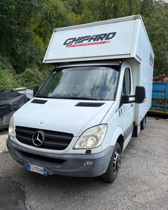 Mercedes sprinter cabinato con sponda ribaltabile