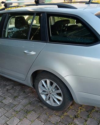 Skoda Octavia gtec metano benzina 
