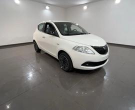 Lancia Ypsilon 1.0 Hybrid 70CV Oro KM0