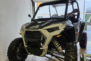 Polaris rzr 1000 xp