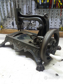 Singer Regina Margherita a manovella 1870