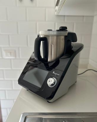 Masterpro Robot 1000 by Carlo Cracco