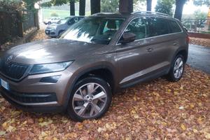 skoda kodiaq 2.0TDI 4X4 DSG STYLE 7 POSTI