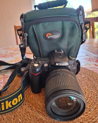 nikon D90 con obbiettivo nikon 18/105 e cust