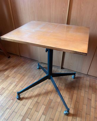 Tavolo anni 60 piedini ottone