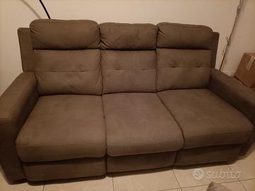 Divano tre posti reclinabili