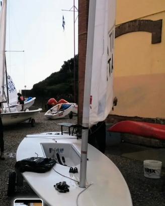 Laser standard in vetroresina