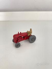 Matchbox Lesney No. 4 Massey-Harris Tractor