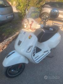 Vespa GTS 300 Super