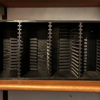 Porta CD con sistema estr scatto, legno, 60 pezzi