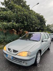 Renault Megane 1.6 benzina Dynamique