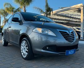 Lancia Ypsilon 1.2 69 CV 5 porte Gold