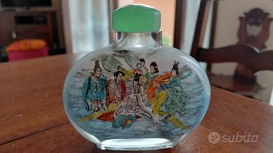 ampolla cinesa dipinta internamente a mano