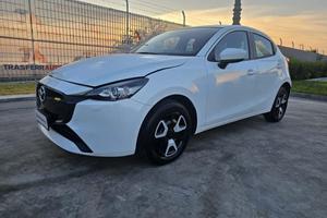 MAZDA Mazda6e Mazda2 1.5 Skyactiv-G Centre-Line